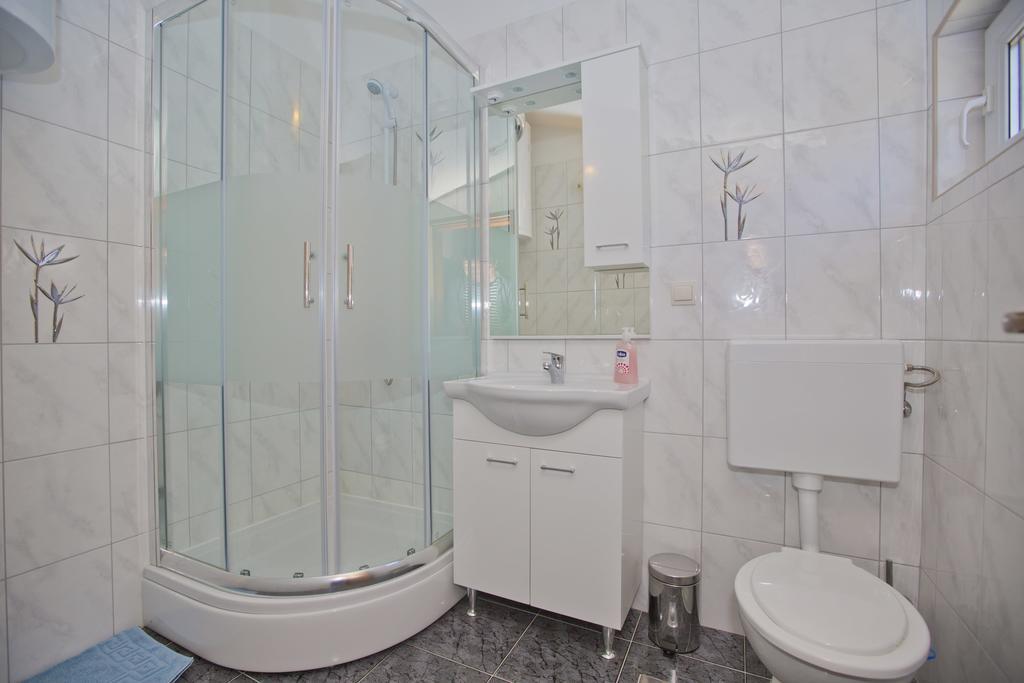 Apartmani Vini Hvar Town Exteriör bild